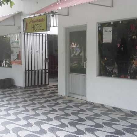 Hotel Heliconias เลติเซีย ภายนอก รูปภาพ